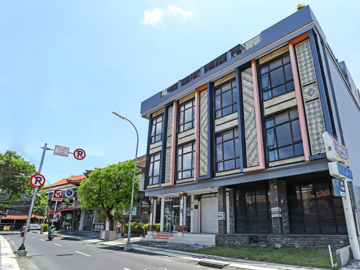 Oyo Flagship 90966 Moreno Homestay Legian Exterior foto