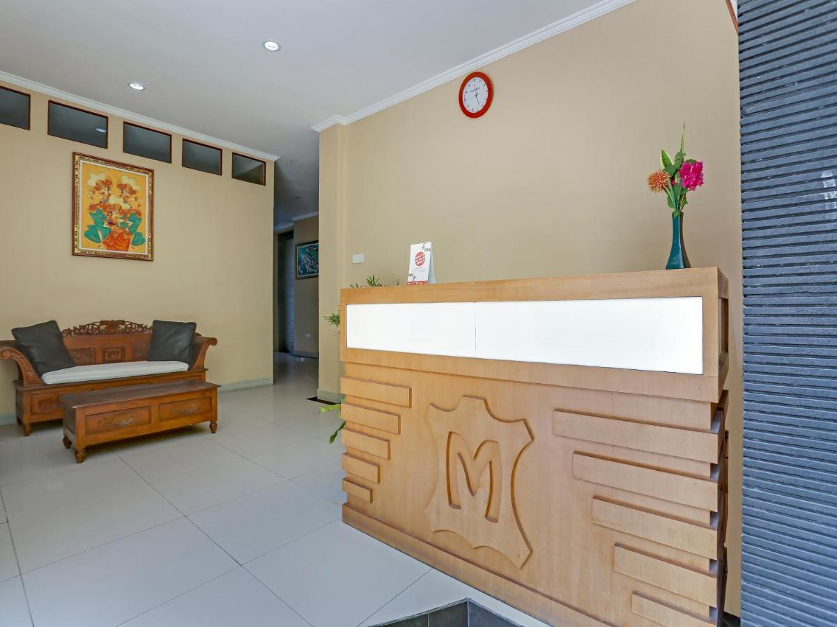 Oyo Flagship 90966 Moreno Homestay Legian Exterior foto